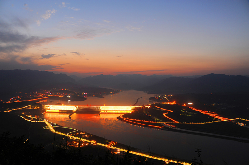 三峽電(dian)廠(chang)